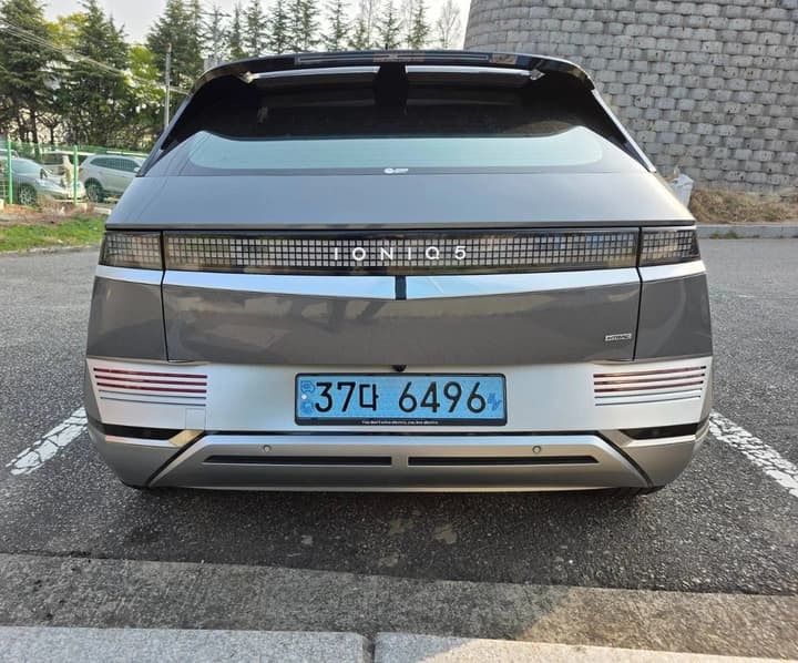 HYUNDAI IONIQ 5 - Excellent condition - Image 2