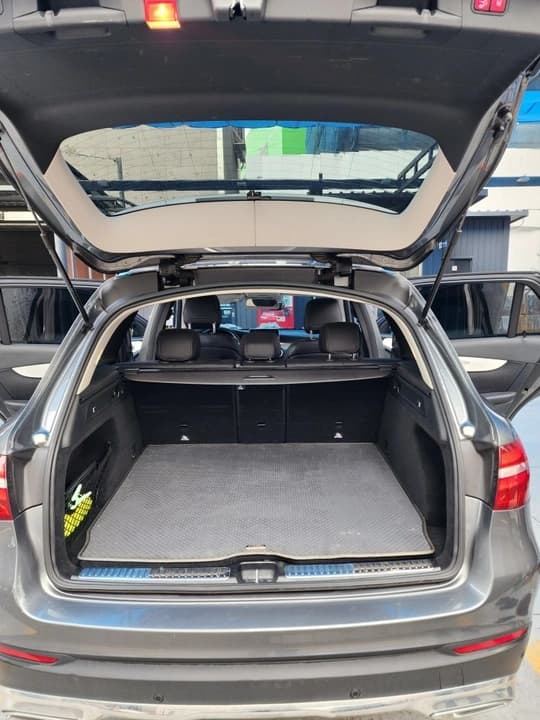 BENZ GLC-Class - Excellent condition - Image 3