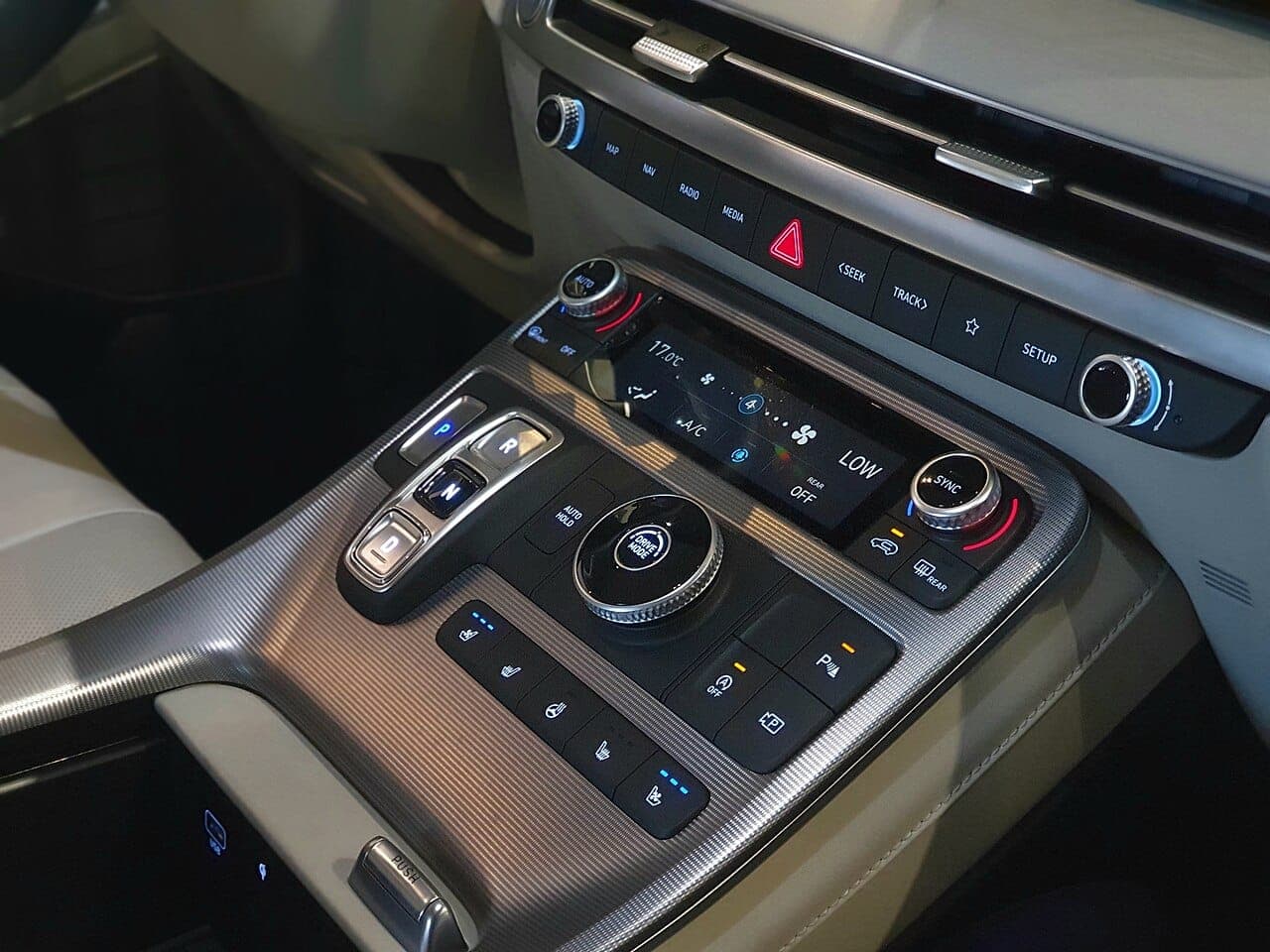 2022 Hyundai Palisade Inspiration - Image 2