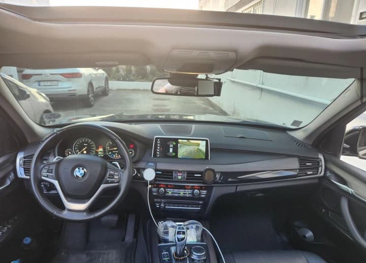 BMW X5 - Great condition - Image 4
