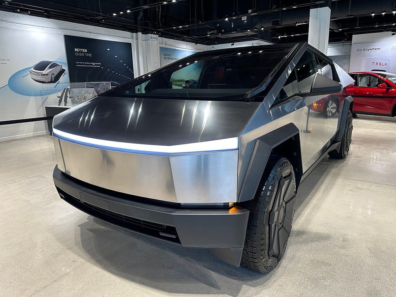 2018 Tesla Cybertruck Long Range AWD - Image 3